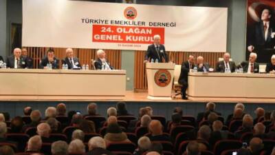 Türkiye Emekliler Derneği’nin 24. Olağan Genel Kurulu’nda, emeklilik sisteminin acil