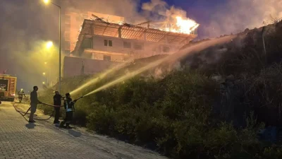 Hatay’ın İskenderun ilçesi İsmet İnönü Mahallesi’nde bir inşaatın dördüncü katında