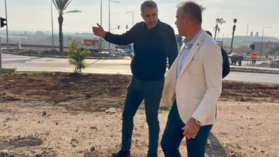 Başkan Ömer Erdal Çelik, Menderes Mahallesi’nde yapımı süren yeni mezarlık