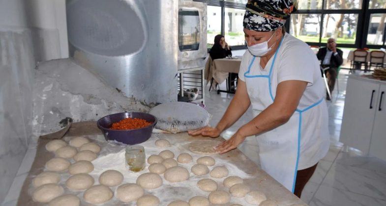 Hatay’ın Kumlu ilçesinde, kadınların