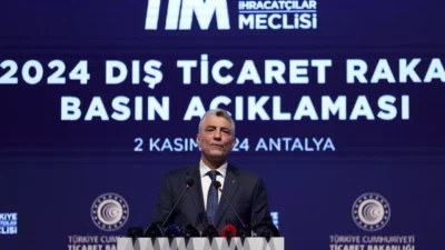 Ticaret Bakanı Ömer Bolat, Ekim ayı ihracatının geçen yılın aynı