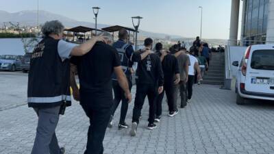 Hatay’da polis uygulama noktalarını sosyal medyada paylaşarak suçluların kaçmasına yardım