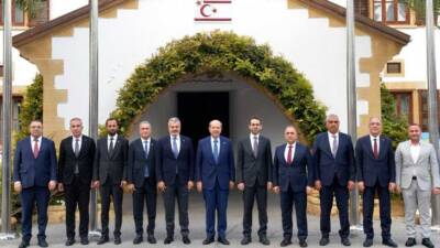 Hatay Büyükşehir Belediye Başkanı Mehmet Öntürk, ilçe belediye başkanlarıyla birlikte