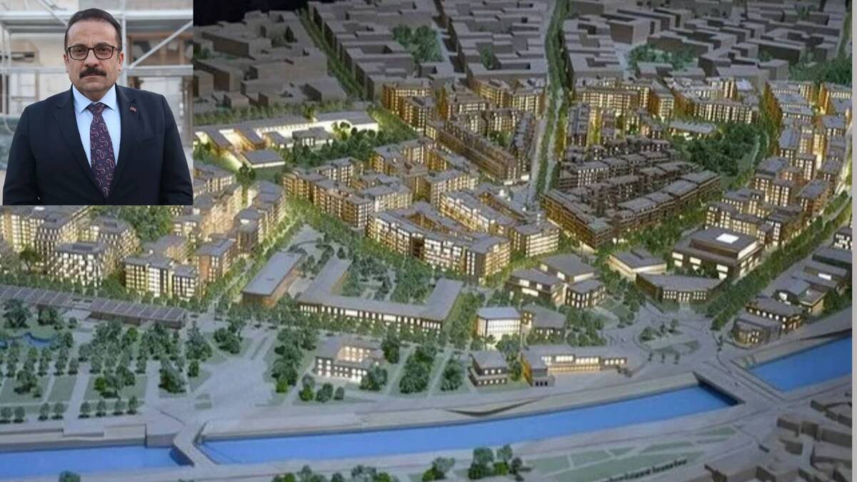 Deprem bölgesinde yürütülen çalışmalarda eski eser yapıların onarımı hız kazandı.