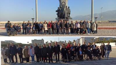 İskenderun’da, 3 Aralık Dünya Engelliler Günü kapsamında Atatürk Anıtı’nda anlamlı