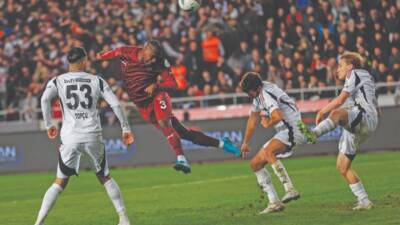 Trendyol Süper Lig'in 14. Haftasında Hatayspor, kendi sahasında Beşiktaş'a karşı