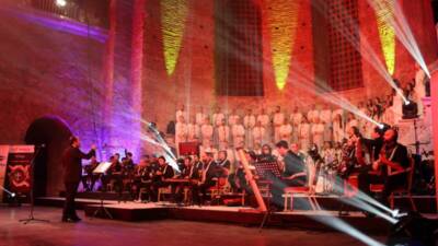 Antakya Medeniyetler Korosu, “Kültürel Mirasına Sahip Çık” projesi kapsamında Güneydoğu