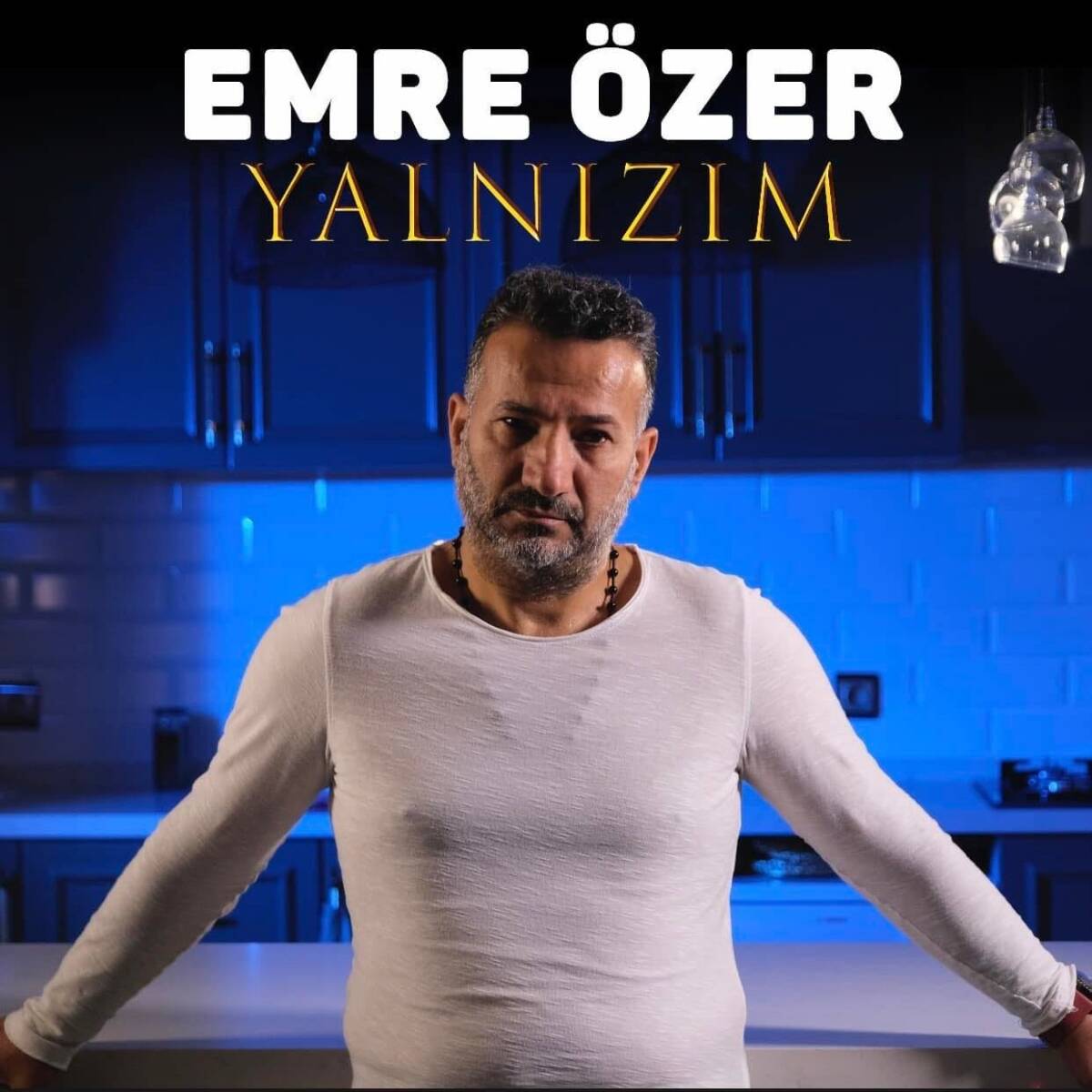 Kırıkhanlı Türk Sanat müziği sanatçısı Emre Özer, geçirdiği kalp krizi