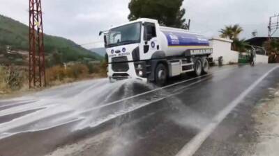 Antakya Belediyesi Temizlik İşleri Müdürlüğü, şehrin genelinde temizlik faaliyetlerine hız