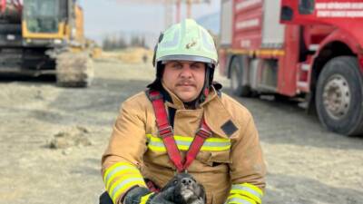 Hatay’ın Antakya ilçesinde, 17 metre derinliğindeki fore kazık kuyusuna düşen
