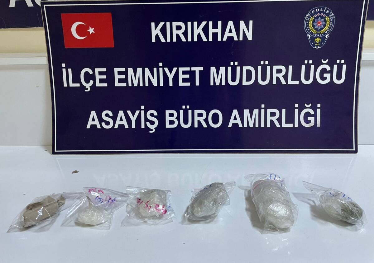 Hatay Emniyeti, Uyuşturucu Ticareti Yapan Şüphelileri Yakaladı