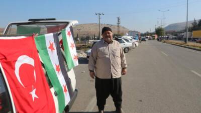 Hatay’ın Reyhanlı ilçesindeki Cilvegözü Sınır Kapısı, Türkiye’de yaşayan Suriyelilerin memleketlerine