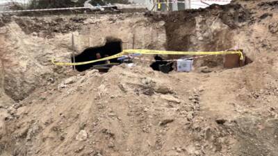 Hatay’ın Arsuz ilçesinde devam eden inşaat çalışmalarında, bir bina temeli