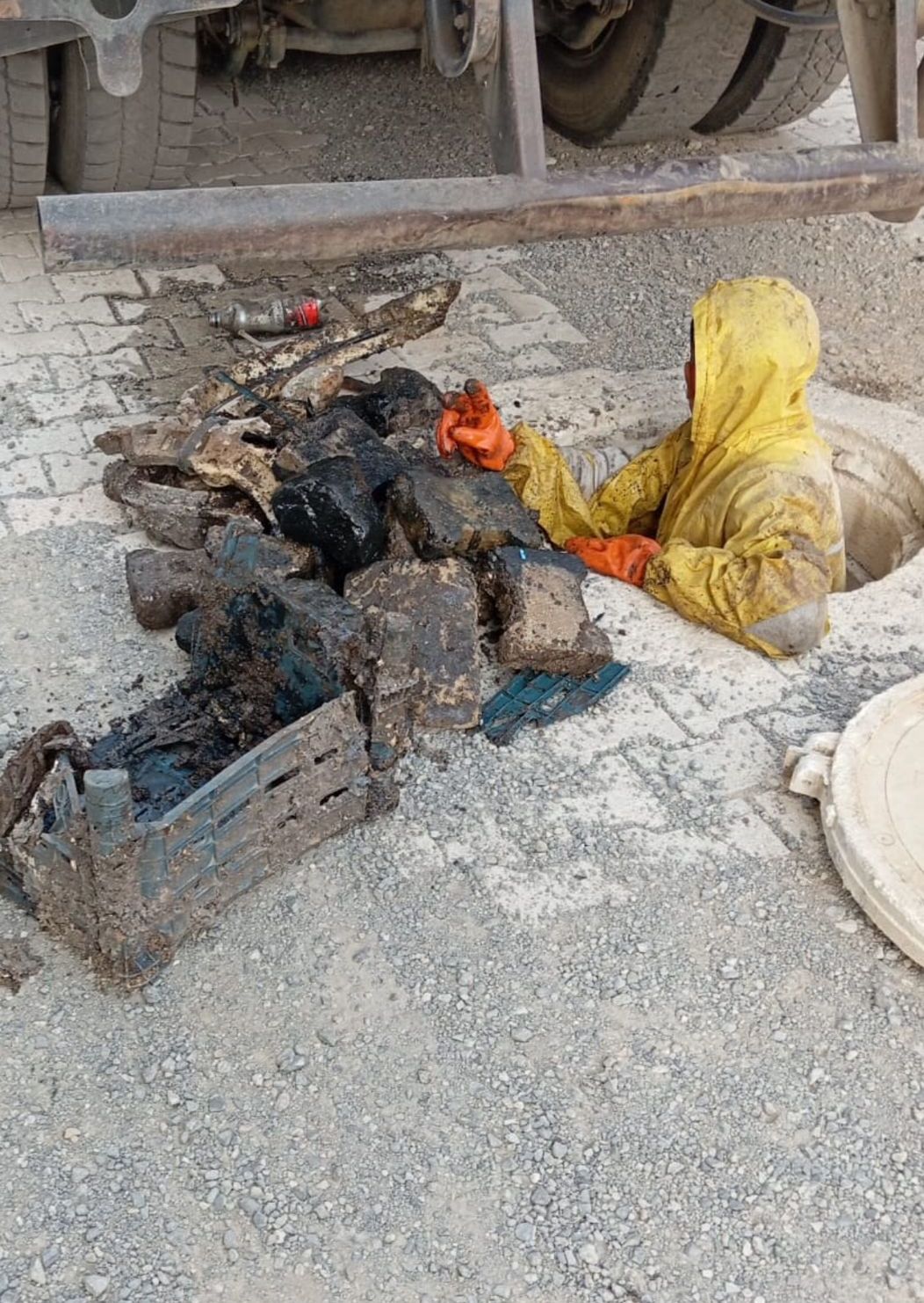 Hatay’da yağmur suyu hattı temizliği hız kazandı