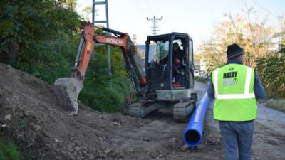 Hatay Büyükşehir Belediyesi, tarım alanında yaptığı yatırımlarla çiftçilerin sorunlarını çözmeye