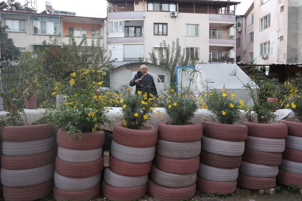 Defne’de Atık Lastiklerden Yeşil Alan