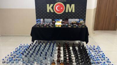 Hatay Emniyet Müdürlüğü, KOM Başkanlığı koordinesinde gerçekleştirilen 'Alkollü İçki Kaçakçılığı/Sahteciliği
