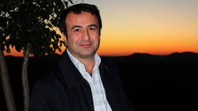 Bir dönem Hatay Büyükşehir Belediyesi’nde Genel Sekreterlik görevini yürüten ve