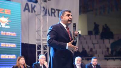 AKP Hatay 8. Olağan İl Kongresi’nde Mustafa Erdoğan yeniden başkan