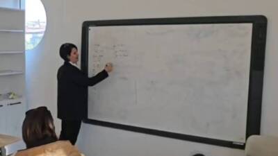 Samandağ Belediyesi, ilçeye kazandırdığı Samandağ Eğitim Merkezi (SABEM) bünyesinde ücretsiz