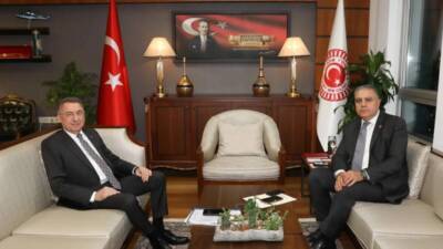 GÜZELMANSUR,OKTAY’a Suriye’deki gelişmelerden Hatay halkının kaygılarını paylaştı
OKTAY;Hataylılar huzur içinde yaşamaya