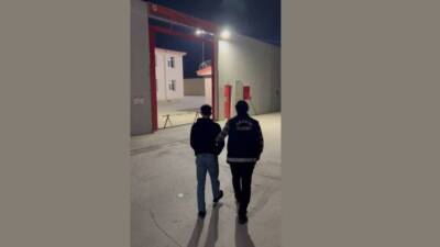 Hatay Emniyet Müdürlüğü, aranan şahısların yakalanmasına yönelik başarılı bir operasyon