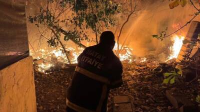   Hatay’ın Payas ilçesine bağlı Yıldırım Beyazıt Mahallesi’nde bir evin