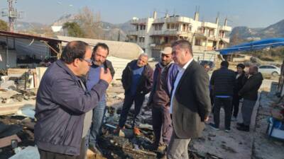 CHP Hatay Milletvekili Servet Mullaoğlu, Harbiye’deki konteyner yangınında mağdur olan