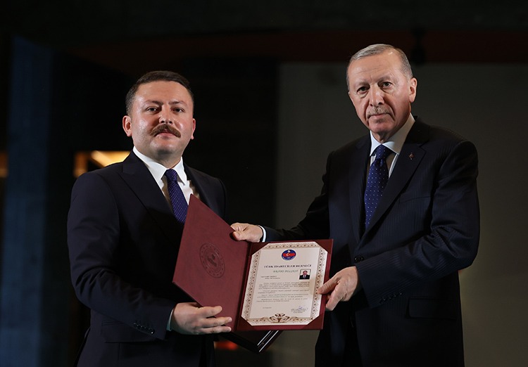 Cumhurbaşkanı Recep Tayyip Erdoğan, Cumhurbaşkanlığı Külliyesi’nde düzenlenen “İdareciler Günü” programında