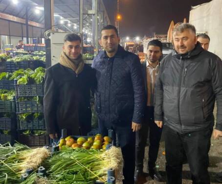 Hatay Büyükşehir Belediyesi, esnafın sorunlarını yerinde dinlemek ve çözüm önerileri