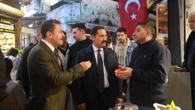 Depremin vurduğu Hatay'da, yeni yıla girerken vatandaşların yeni yıldan tek