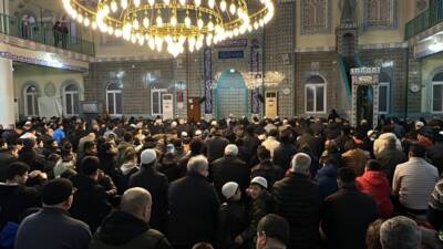 Hatay’ın Dörtyol ilçesinde, yeni yılın ilk sabahında Süleymaniye Camisi’nde bir