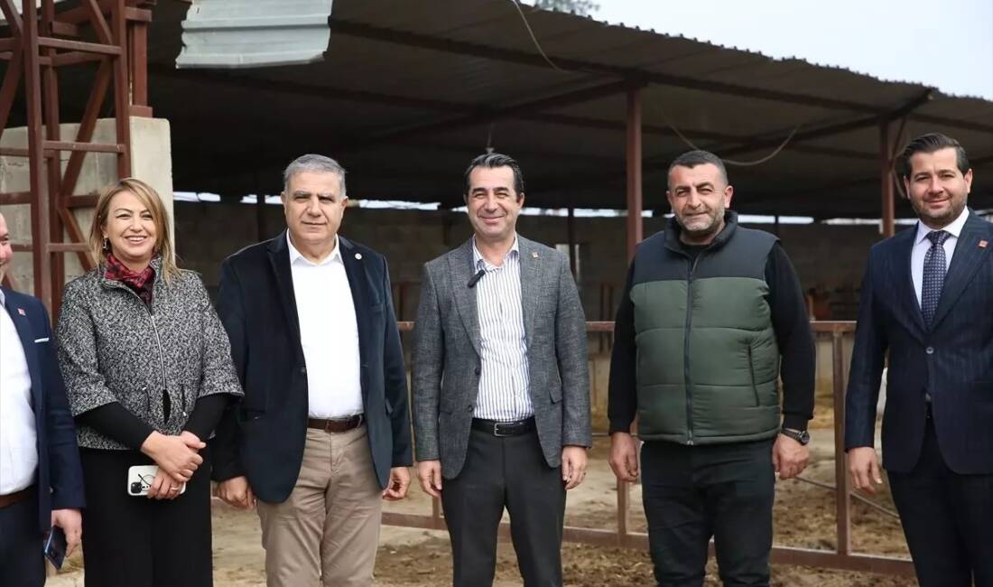 CHP Genel Başkan Yardımcısı Erhan Adem, Hatay’ın Reyhanlı ilçesinde gerçekleştirdiği