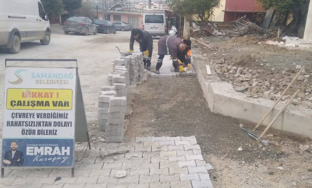 Samandağ Belediye Başkanı Emrah Karaçay, ilçedeki altyapı dağıtımının devam ettiğini