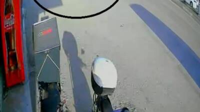 Hatay’ın İskenderun ilçesinde meydana gelen ve güvenlik kameralarına yansıyan korkunç