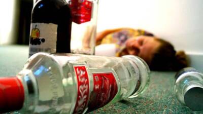 Son günlerde sahte içki nedeniyle yaşanan ölümler, alkollü içeceklere yapılan