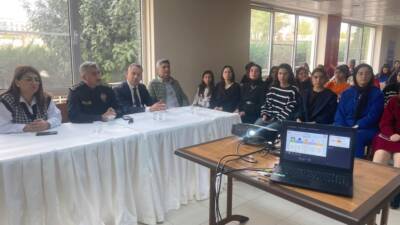 Dörtyol Öğrenci Yurdu’nda düzenlenen eğitim programında, gençlere narkotik ve aile