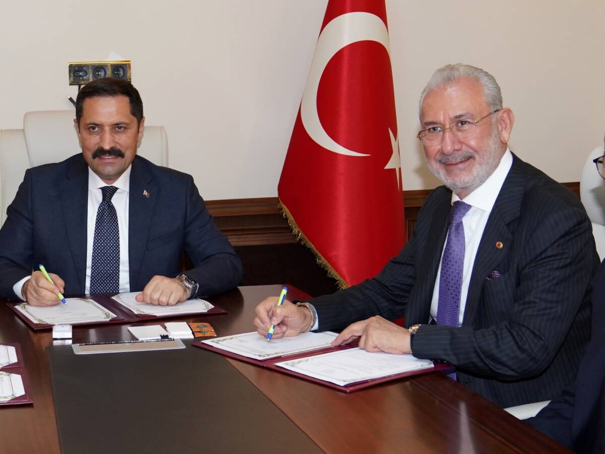 Tosyalı Holding mesleki eğitime verdikleri önemi bir üste taşıyıp Hatay'ın