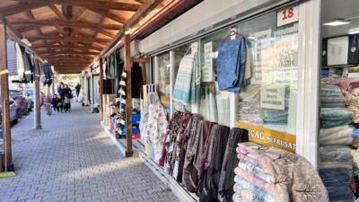 Hatay’ın İskenderun ilçesinde, Kahramanmaraş merkezli depremler sonrası büyük bir yıkım