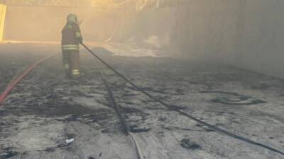 Hatay’ın Arsuz ilçesinde, Akçalı Mahallesi’nde bulunan bir samanlıkta çıkan yangın