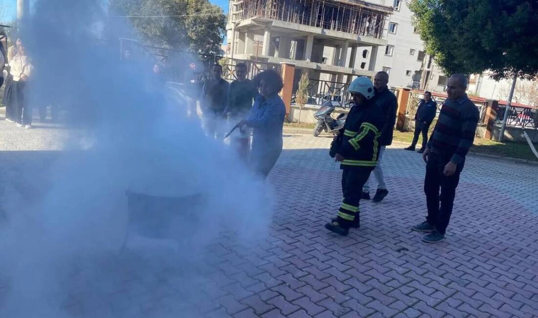 Hatay’ın Arsuz ilçesinde, Kaymakamlık personeline yönelik yangın güvenliği eğitimi düzenlendi.