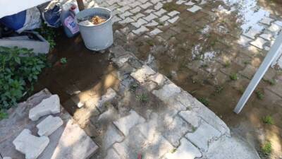 Hatay’ın Defne ilçesi Dursunlu Mahallesi’nde yaşanan lağım patlağı sorunu, bölge