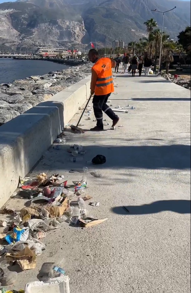 İskenderun Belediye Başkanı Mehmet Dönmez, şehrin doğal güzelliklerinin korunması ve