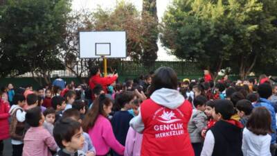 Antalya’dan Hatay’a uzanan "Gençleri Hayata Bağla Projesi" çerçevesinde, çocuklara özel