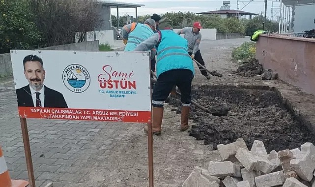 Arsuz Belediye Başkanı Sami Üstün, ilçede yürütülen ulaşım iyileştirme çalışmalarına