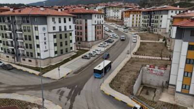 Hatay Büyükşehir Belediyesi (HBB), depremin ardından yeni evlerine kavuşan vatandaşların