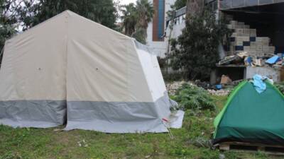 Depremzedelerin barınma çilesi bitmiyor. Depremin üzerinden iki yıl geçmesine rağmen