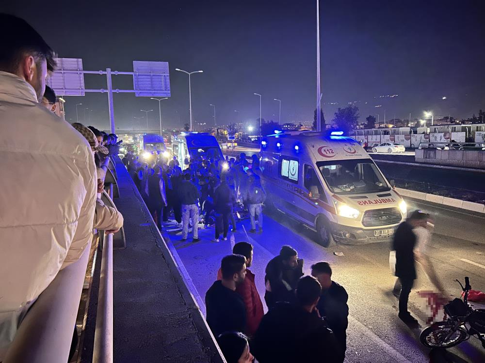 Hatay’ın İskenderun ilçesinde meydana gelen motosiklet kazasında, yaya olarak karşıya