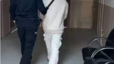 Hatay Emniyet Müdürlüğü ekipleri, aranan şahısların yakalanmasına yönelik gerçekleştirdiği çalışmalar