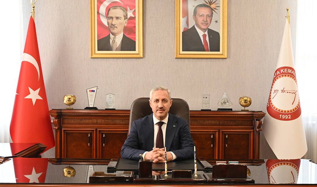 Hatay Mustafa Kemal Üniversitesi (HMKÜ) Rektörü Prof. Dr. Veysel Eren,